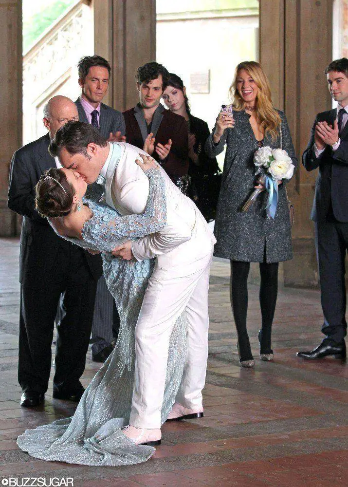 Chuck and Blair wedding kiss close-up at Bethesda Terrace - Gossip Girl Season 6 finale