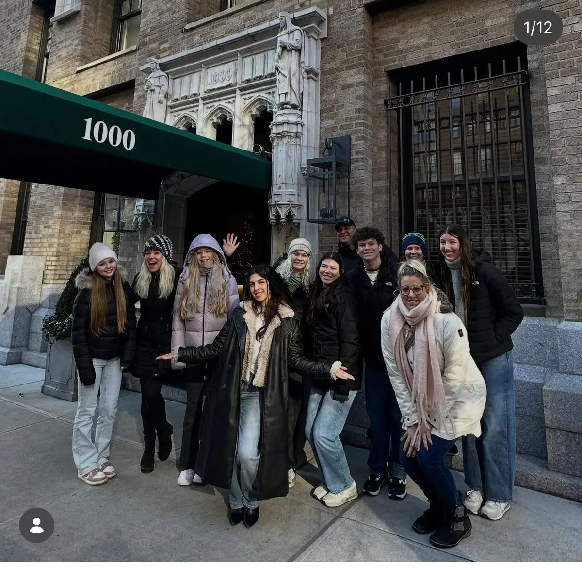 Tour group at Blair Waldorf's apartment building — 1000 Fifth Ave - Gossip Girl Tours NYC