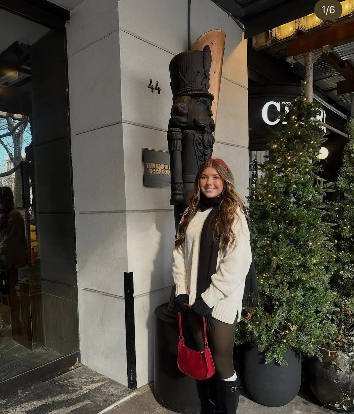 Guest at The Empire Rooftop — Chuck Bass's iconic hotel - Gossip Girl Tours NYC