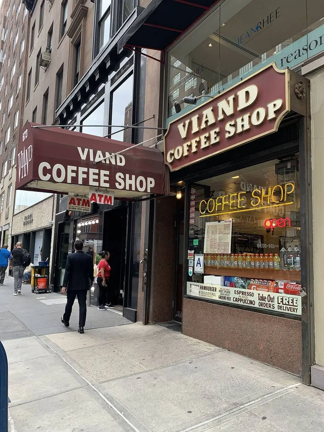 Viand Café (Upper East Side) at 1011 Madison Ave, New York, NY 10075 - Gossip Girl Tours NYC filming location