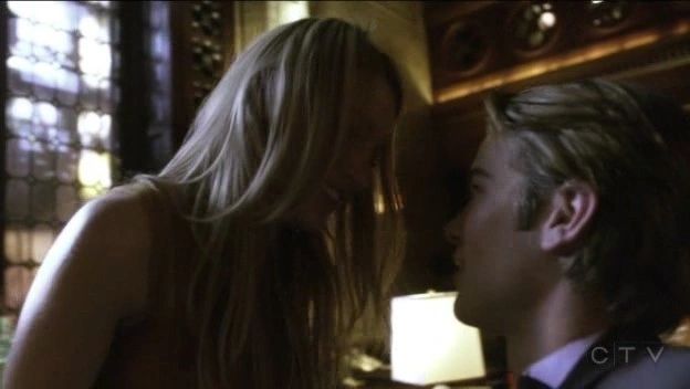 Nate Cheats on Blair with Serena 