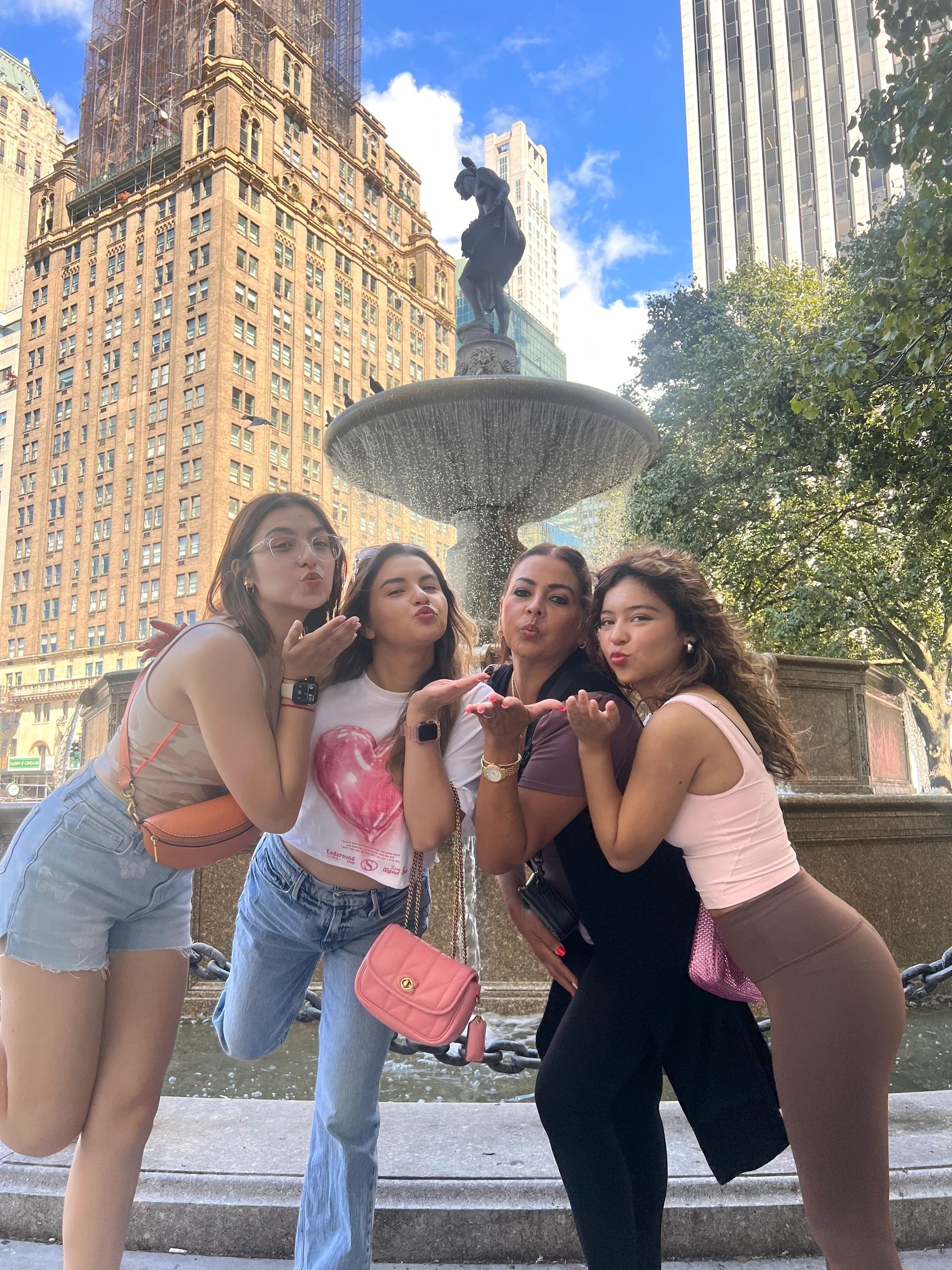 Why Choose Gossip Girl Tours